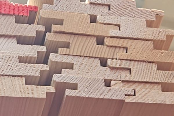 Fassadenprofil SoPo-F25 aus Weißtanne, sägerau, 21x67 mm – Sonderposten